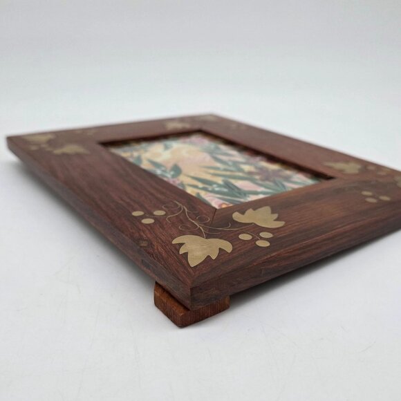 Handcrafted Wooden Photo Frame With Brass Inlay Vine Leaf Design 3.5x5.5 Inch - Picture 10 of 11